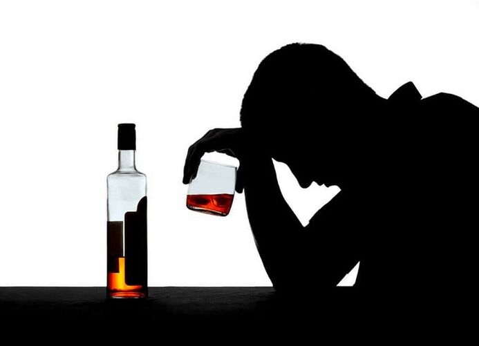 vīrietis ar alkohola atkarību, kā palīdzēt pārtraukt dzeršanu