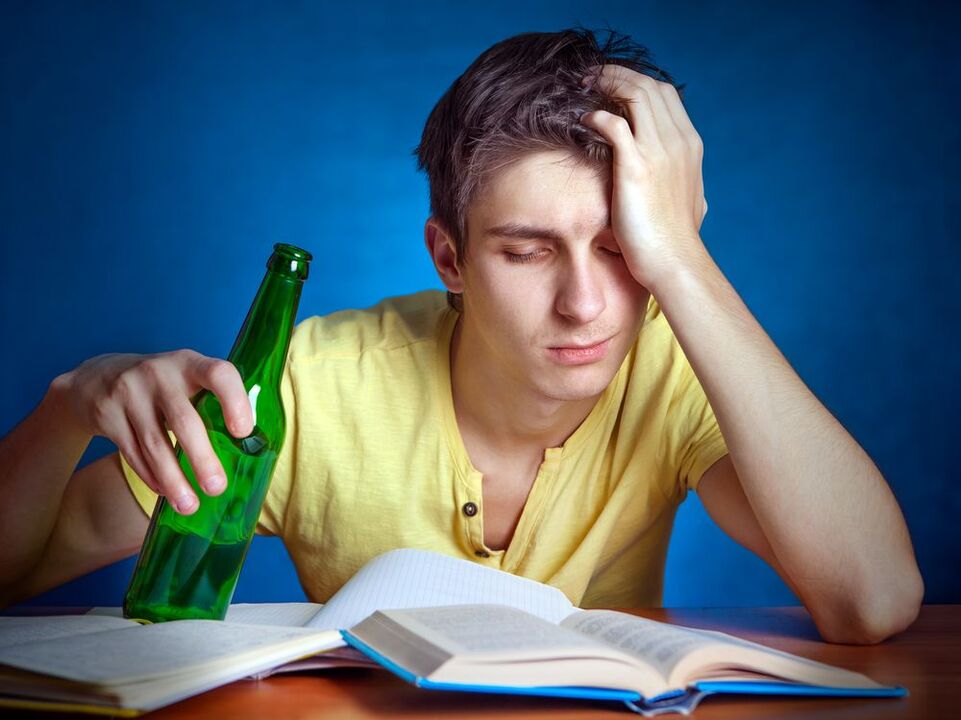 noguris students ar alu kā pārtraukt dzeršanu