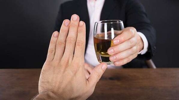 Alkohola atmešana ir pareizs lēmums, kas ļauj sākt dzīvi no tīra lapas. 