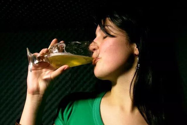 sieviešu alus alkoholisms