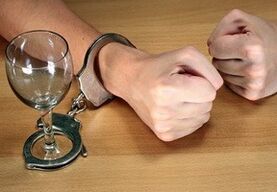 Alkohola atkarība no tā, kā atmest dzeršanu